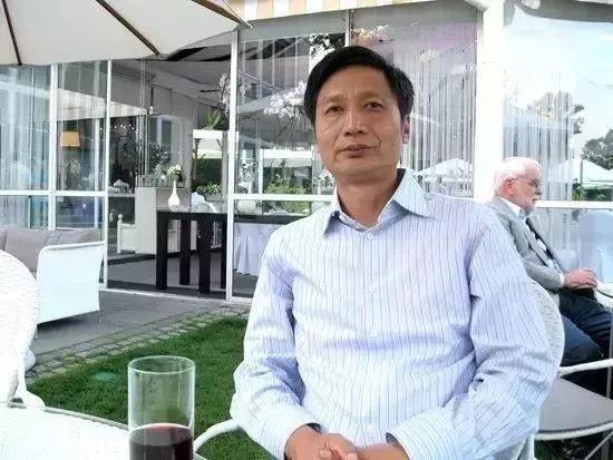 義烏市人才網(wǎng)最新招聘聚焦人才流動與本地發(fā)展觀點論述，人才流動與地方發(fā)展緊密關(guān)聯(lián)