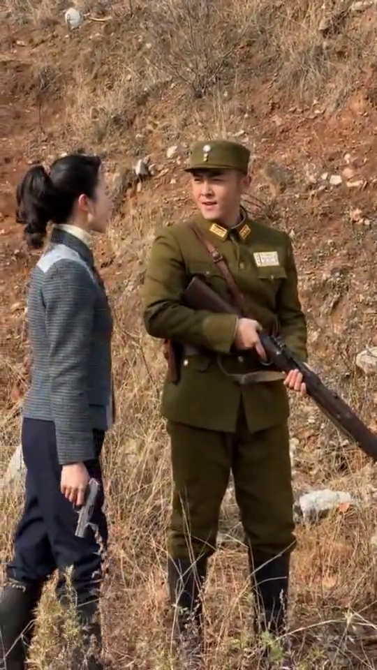 抗日戰(zhàn)爭(zhēng)演員探尋小巷隱秘瑰寶，歷史與藝術(shù)的交融之旅