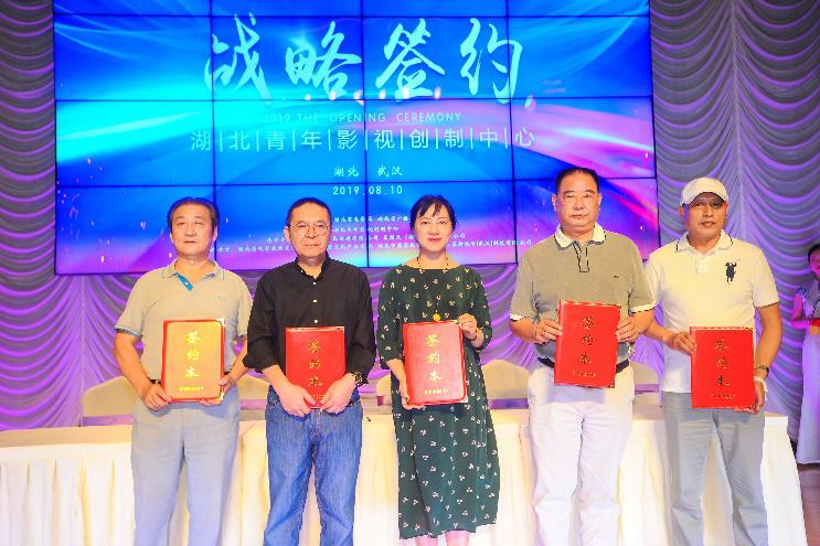 湖北電視臺(tái)影視頻道，探尋自然美景的旅行，啟程內(nèi)心的平和之旅