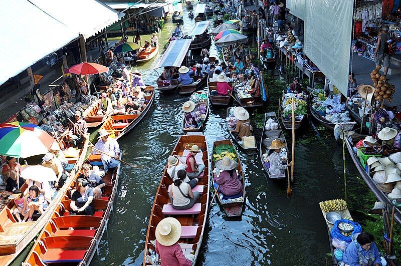 泰國曼谷水上市場，探尋內(nèi)心平靜的旅程
