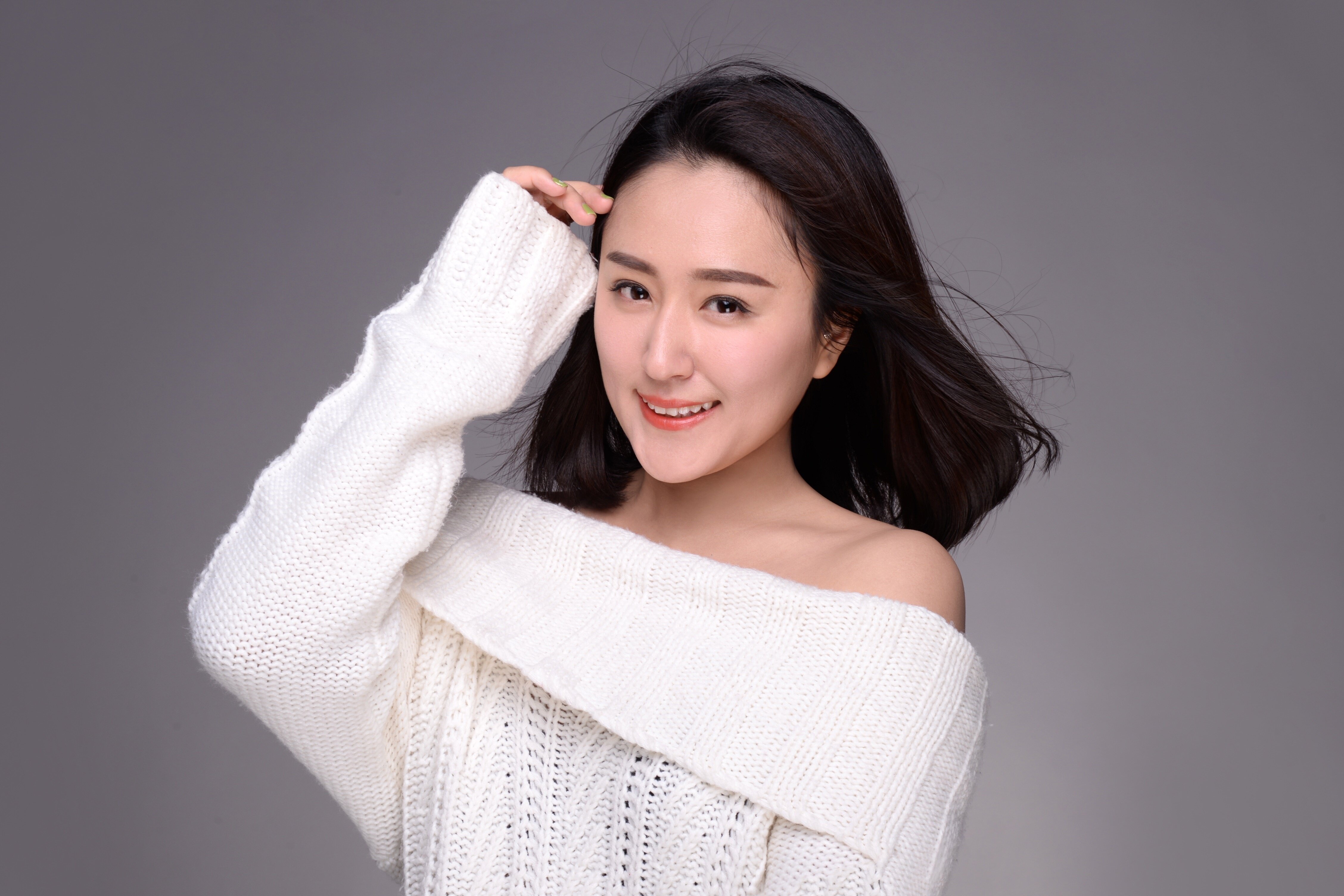 曉燁演員，自然美景中的心靈之旅